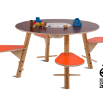 שולחן TAVI חום